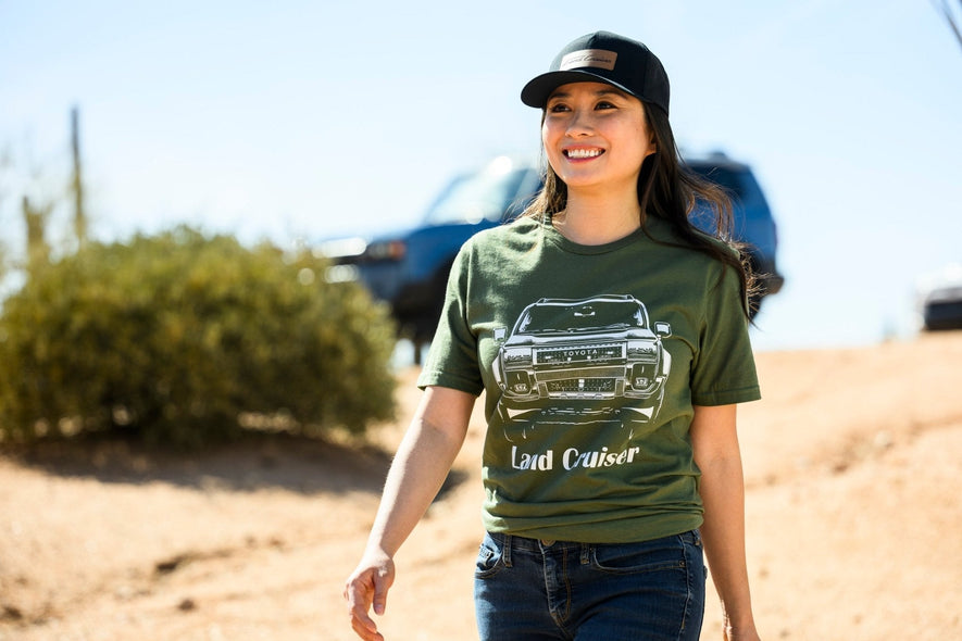 Toyota Land Cruiser Women's Off Road T-shirts