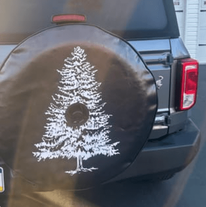 Classic Christmas Tree Spare Tire Cover - Holiday Decoration - Goats Trail