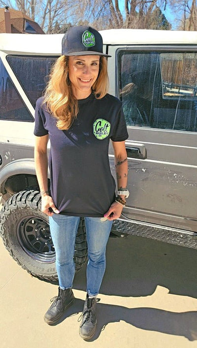 Colt Builds It-The Right Way, the Wrong Way Tee Unisex T-shirt