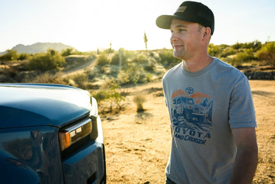 Toyota Land Cruiser Off-Road 4x4 T-shirt Unisex T-shirt