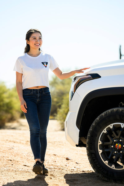 Toyota Retro Logo Women’s Crop Top – Iconic Style Redefined Crop Top